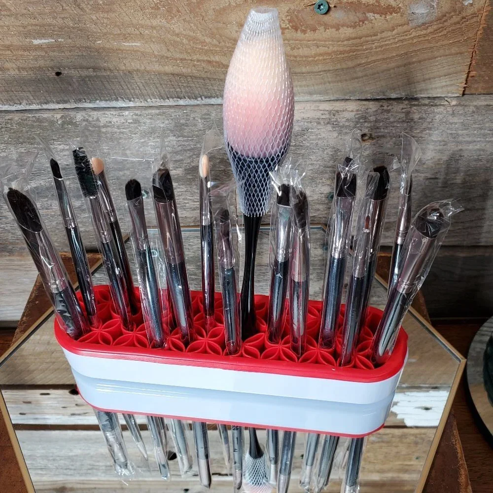 Makeup Brush Organizer- Red -Flexible-Portable-Silicone
